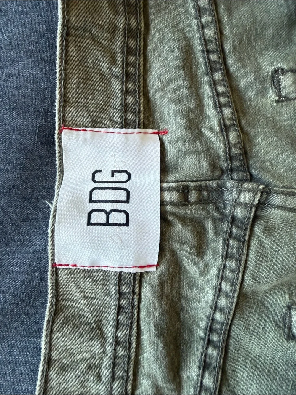 BDG Slim Straight Jeans in Olive